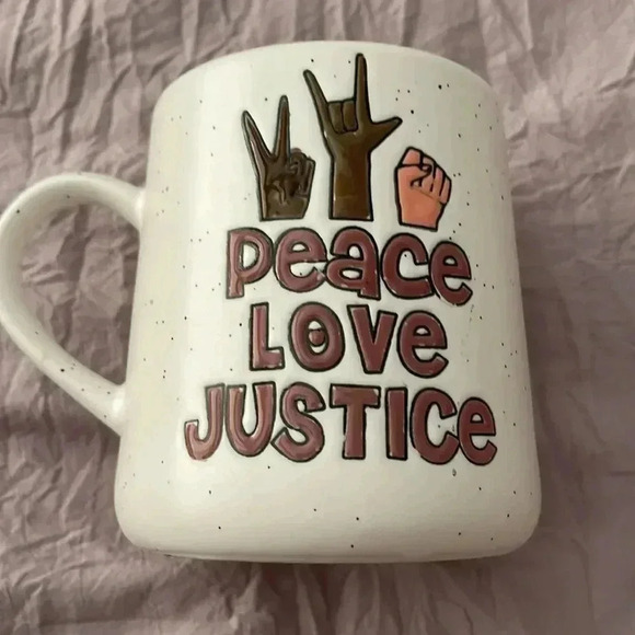 It’s A Good Day “Peace, Love, Justice” Mug…. NWOT 16oz - Picture 4 of 4